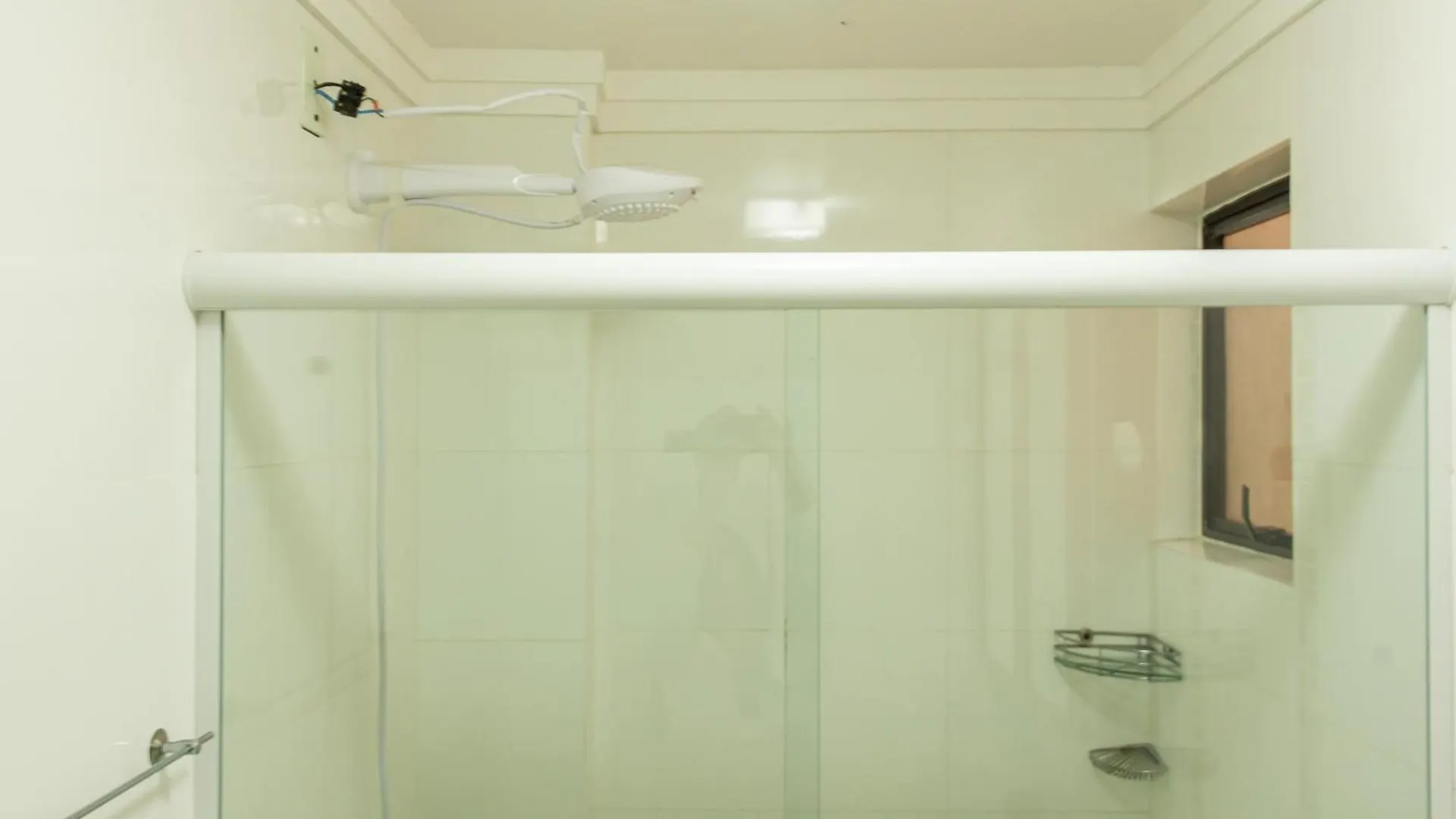 Apartamento na Rua 3500, 50m da Praia em Balneário Camboriú P825 Brasil